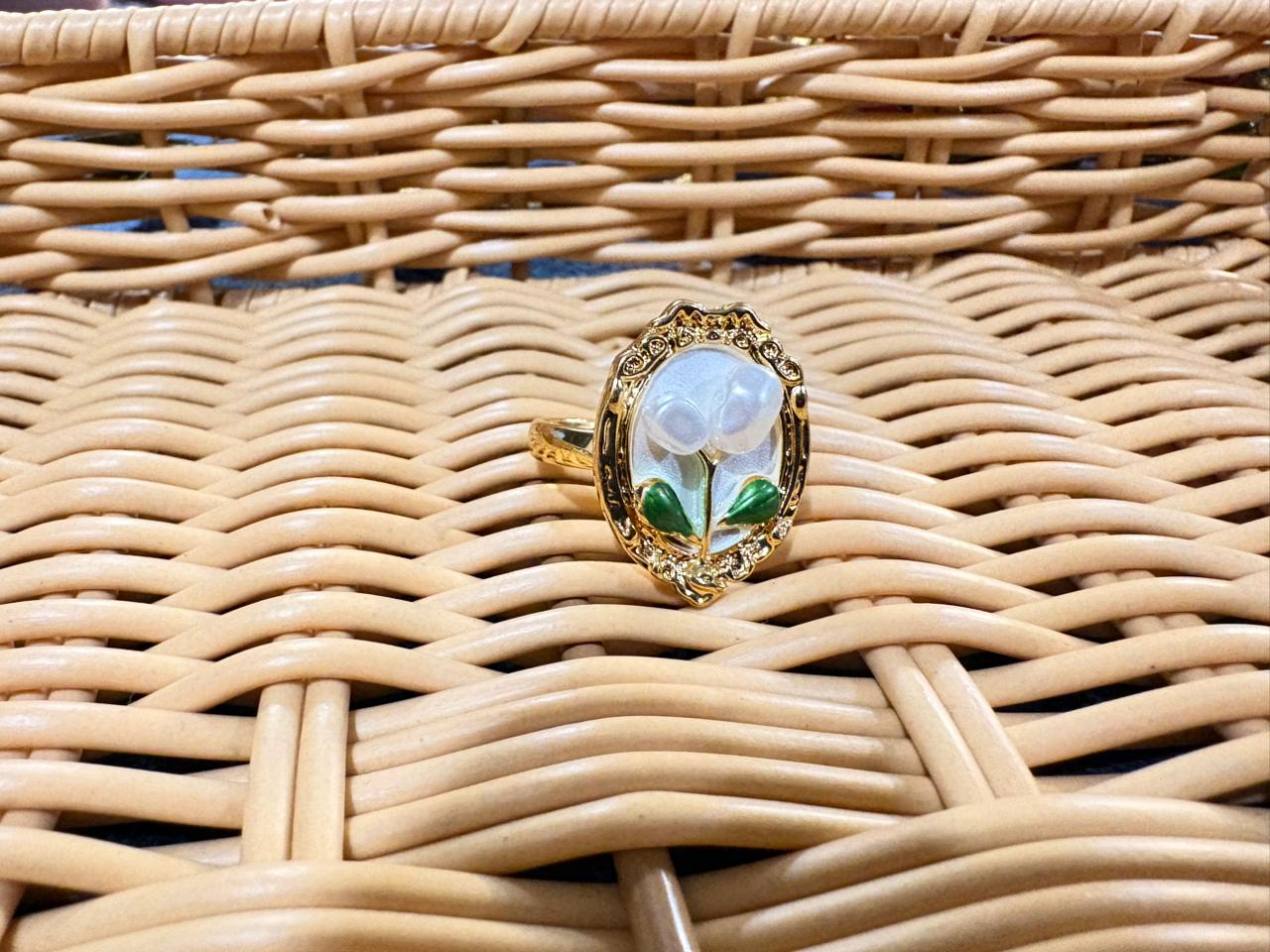 The Alabaster Tulip Ring