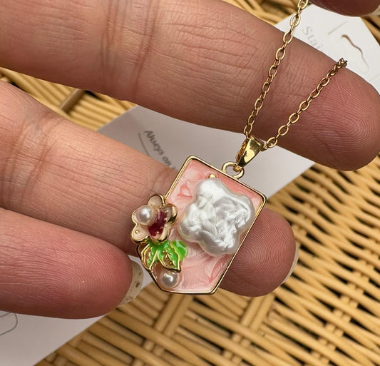 Baroque Pearl Pendant