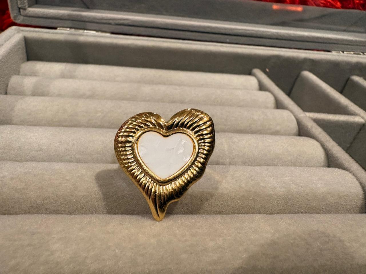 Pearl Radiance Ring