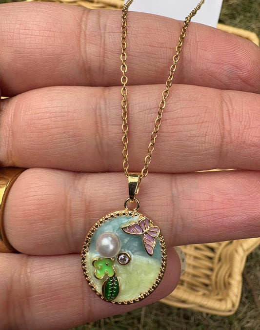 Filigree Heart Pendant