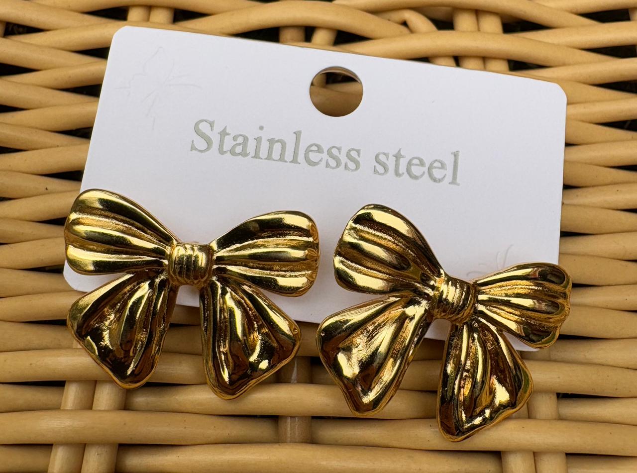 Sculpted Bow Earrings