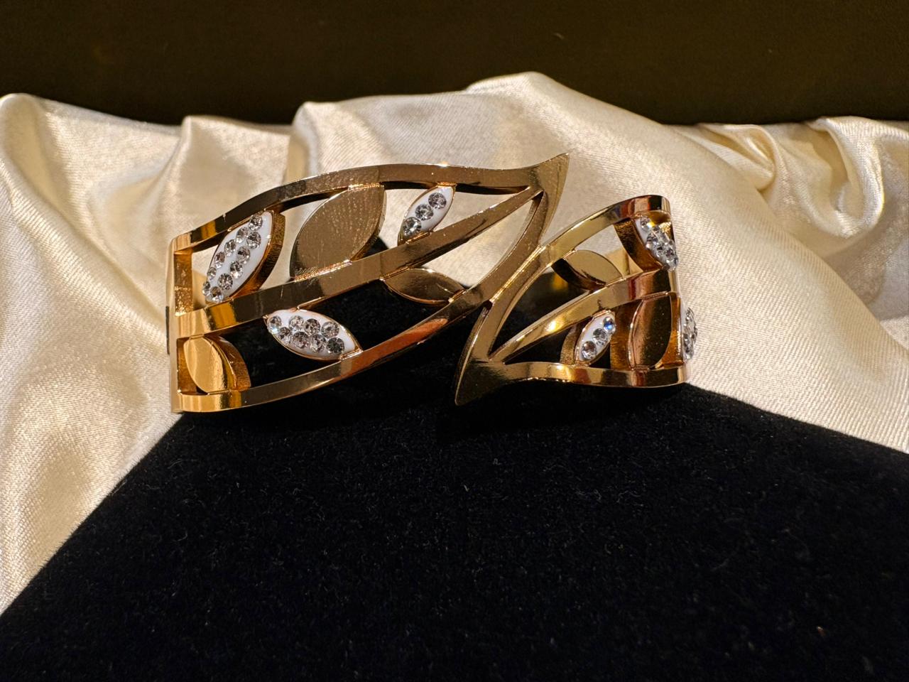 Pave petal bracelet