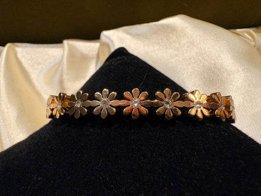 Radiant flora bracelet